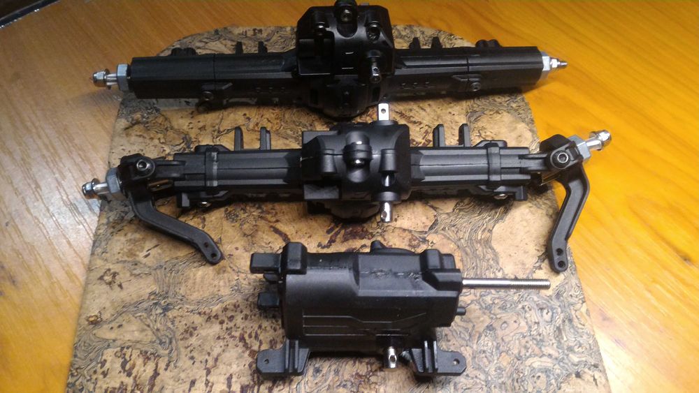 automodel cutie 2 viteze, punte fata, punte spate, scara 1/10 de la