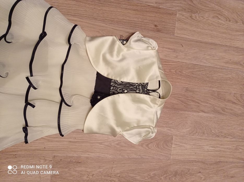 Продам.   платье