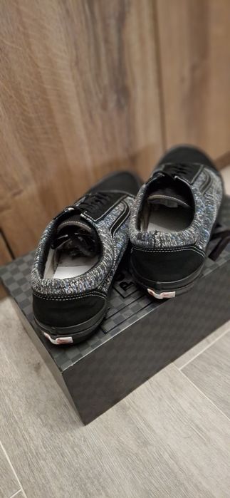 Încălțate bărbați Vans ,mărimea 45 ,in stare foarte bună.