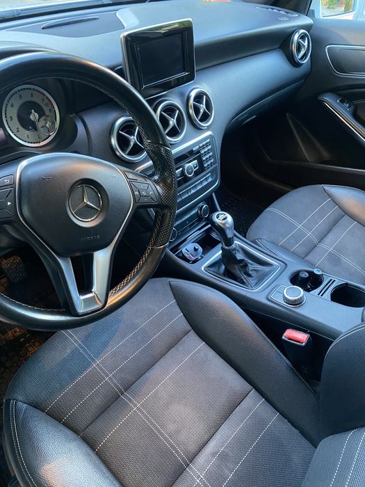 MERCEDES-BENZ A-Class 2014 — imagine 3