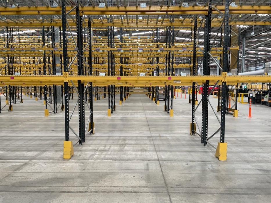 Rafturi metalice profesionale