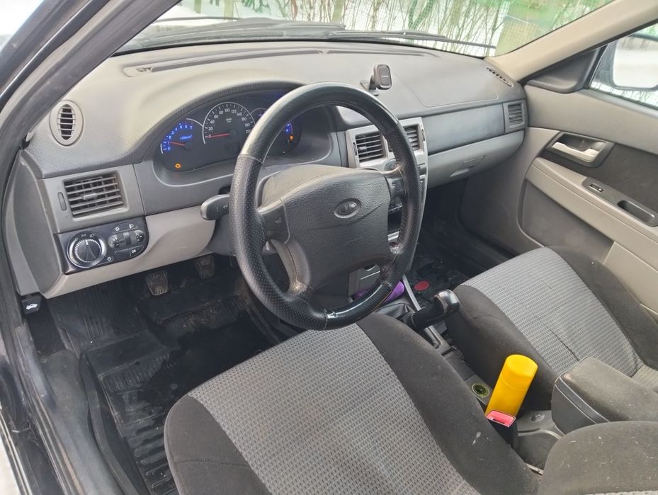 Продам Приора седан 2009