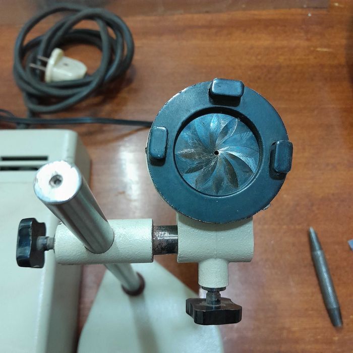 Освещение для микроскопа, не-дорого.