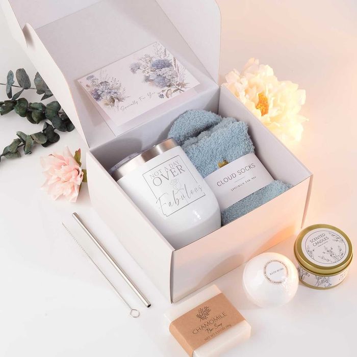 Подарък За Коледа - Подаръчна SPA кутия 7 в 1 "В облаците"