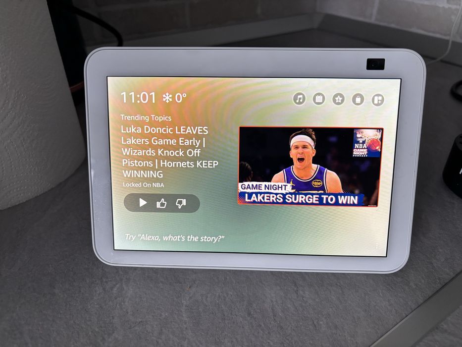 Boxa inteligenta cu display Amazon Echo Show 8 (Alexa)