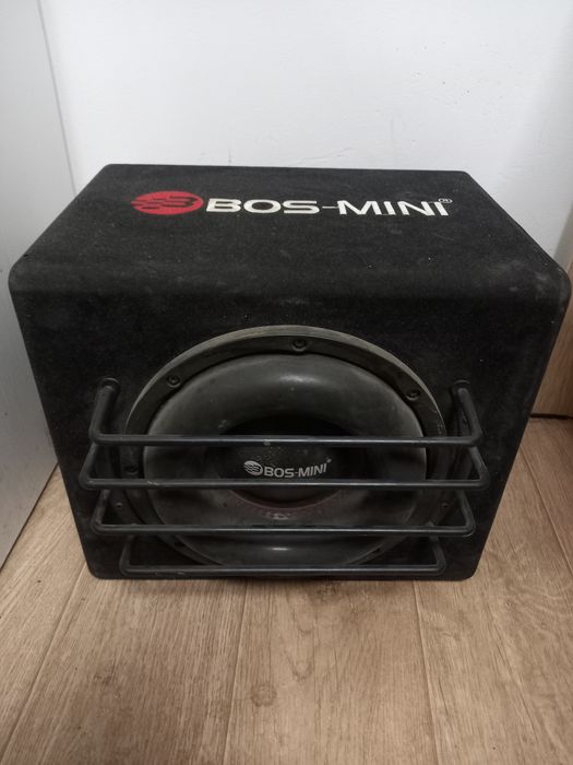 Продам сабвуфер BOS-MINI X1008