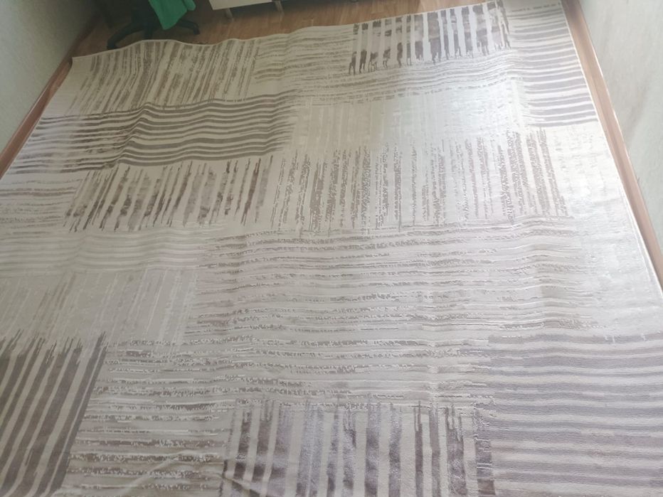 Продам ковры в отличном состоянии