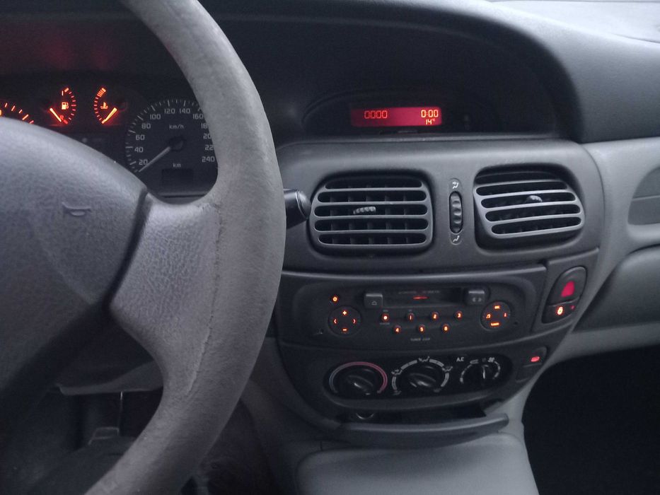 Рено меган сценик 1.9dti на части