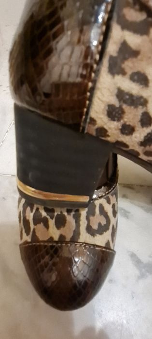 Обувки от естествена кожа ,с животински принт!