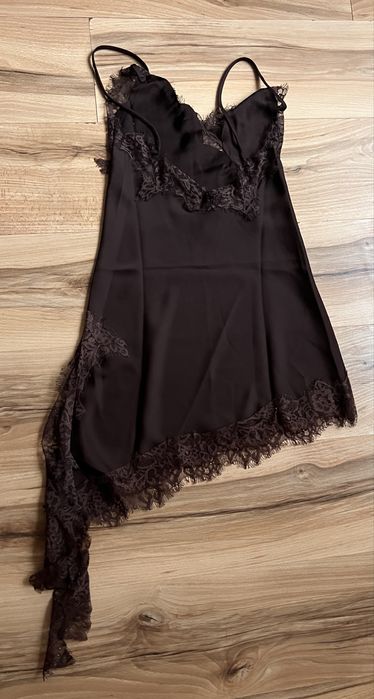 Рокля Cliche Reborn, сатенена рокля, червена рокля Zara