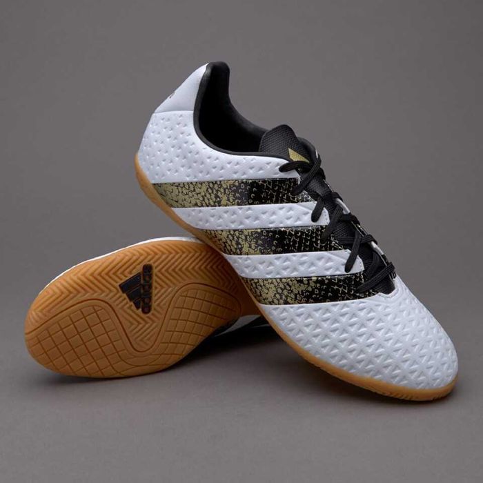 Мъжки ФУТБОЛНИ Маратонки Нови 39 номер ADIDАS ACE 16.4