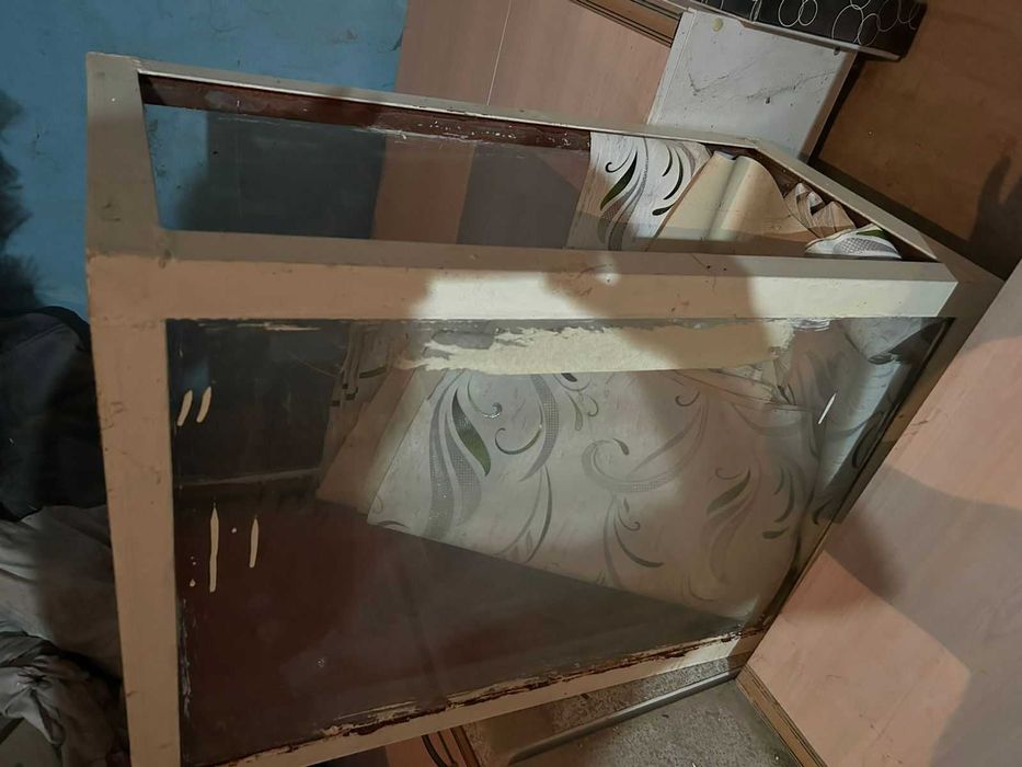 Продается аквариум б/у, 90 литров