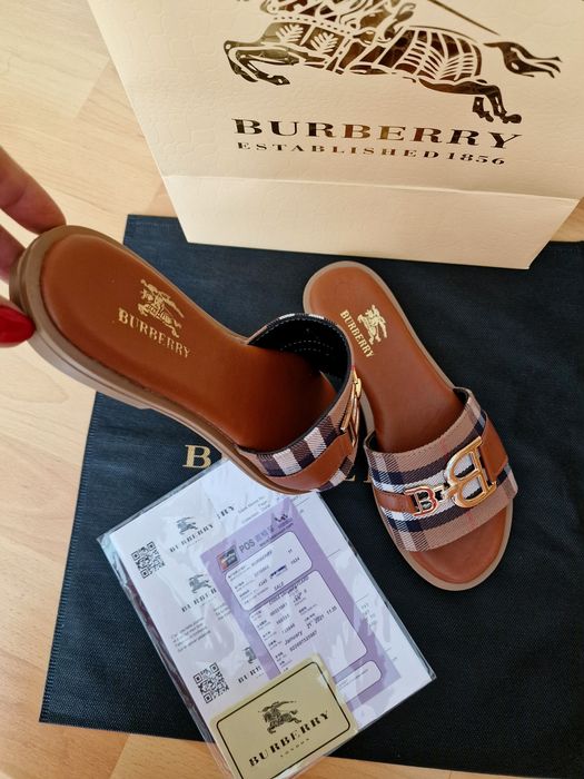 Papuci Burbbery diverse mărimi, new model import Italia