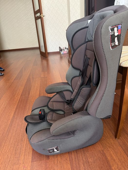 Детское автокресло