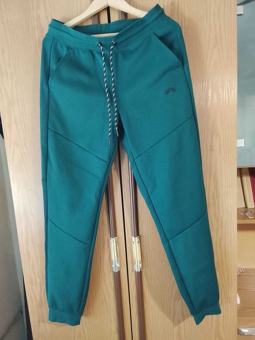 Долнище на анцунг