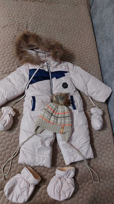 Куртки,  комбинезоны детские