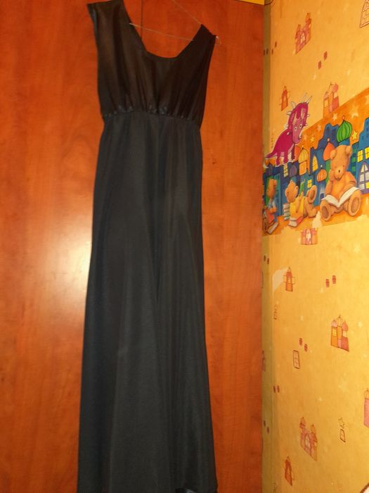 De vânzare rochiță de ocazie