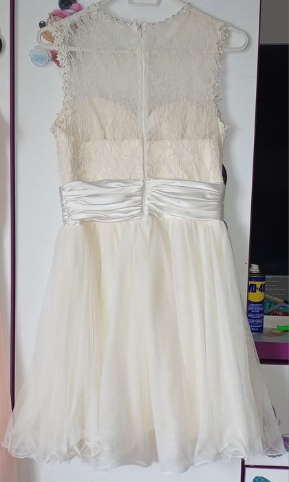 Rochie alba 40-42