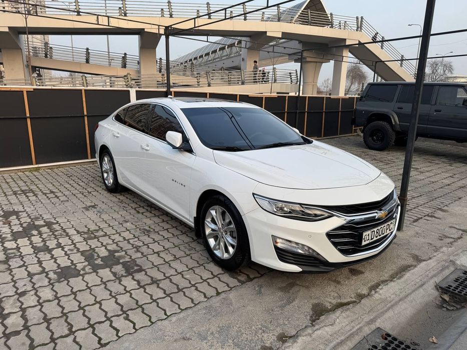 Продаётся Малибу премьер в отличном состоянии