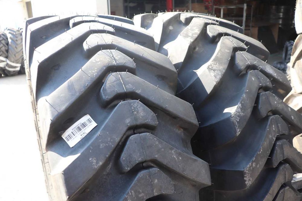 Cauciucuri noi 16.9-28 PETLAS 14PR buldoexcavator rezistente R28