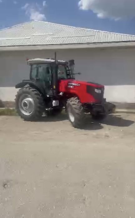 Traktor. Yangi 1604  srochno s