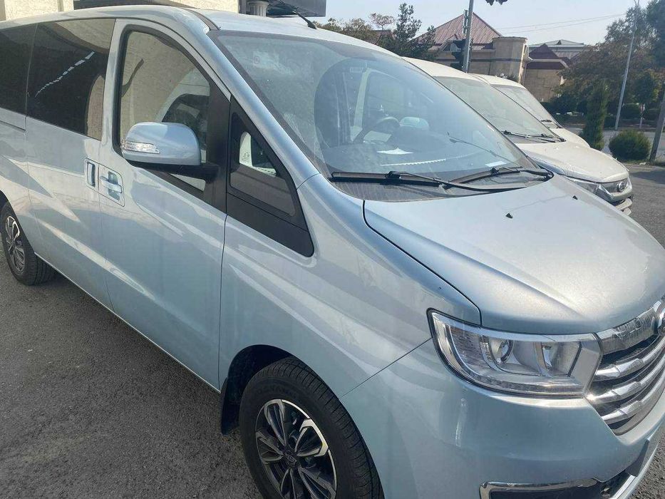 JAC M3 9 seats 2024 year