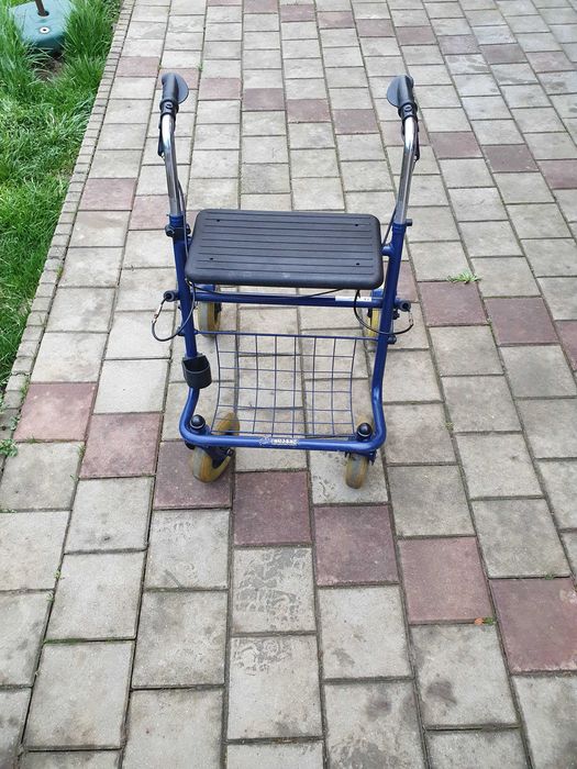 Vand rolator / cadru de mers