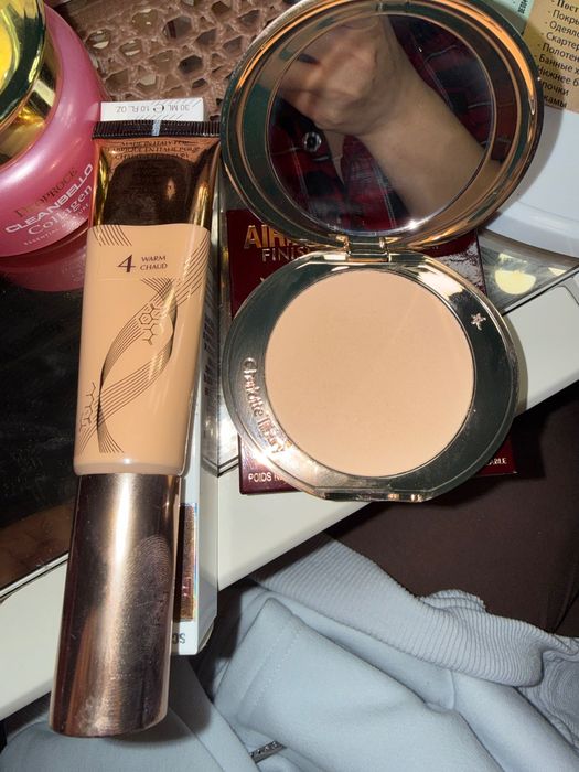 Тоналка с пудрой