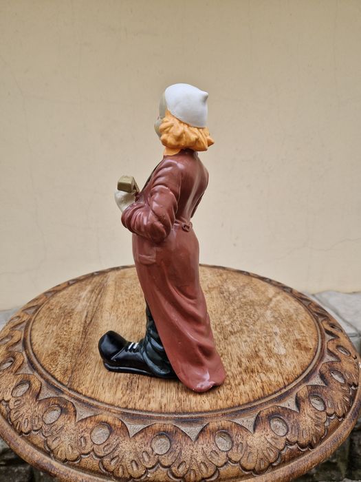 Страхотна антикварна колекционерска керамична фигура клоун