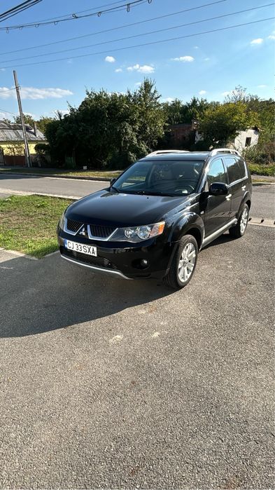 Mitshubishi Outlander