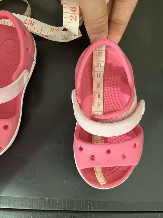 Sandale crocs marimea 22-23
