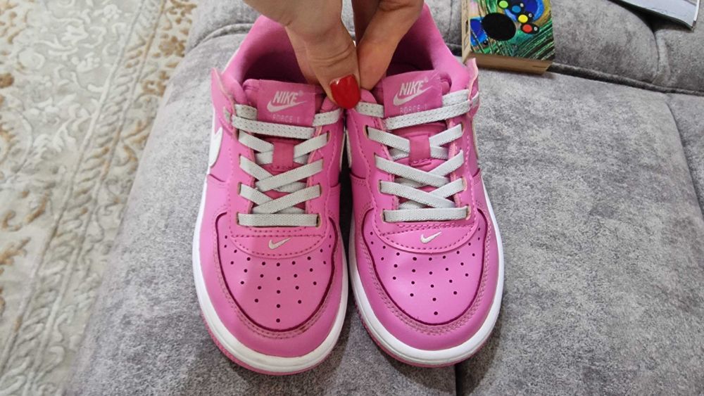 Nike fetite marimea 28, 17.5 cm