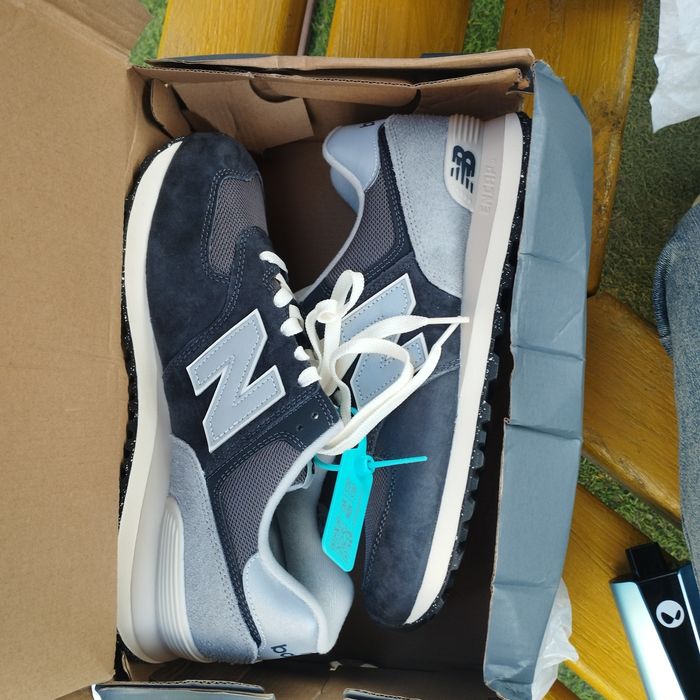 New balance 574 .