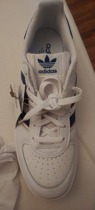 Adidas originals естествена кожа