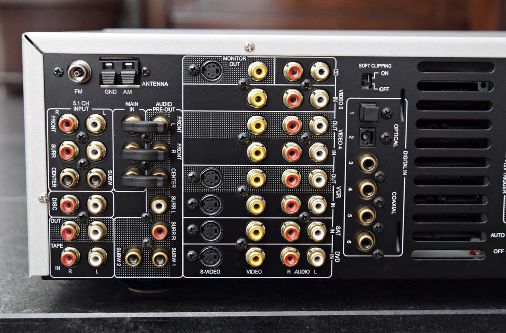 Amplificator 5.1 NAD T 744, AV Receiver