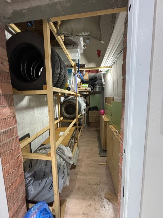 Продам кладовое помещение