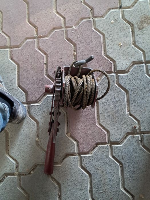 Продам лебедку,таль