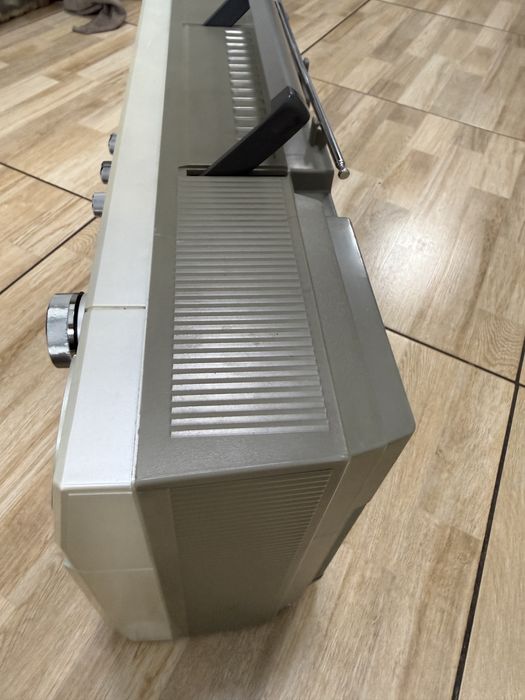 Sharp GF 5757 impecabil