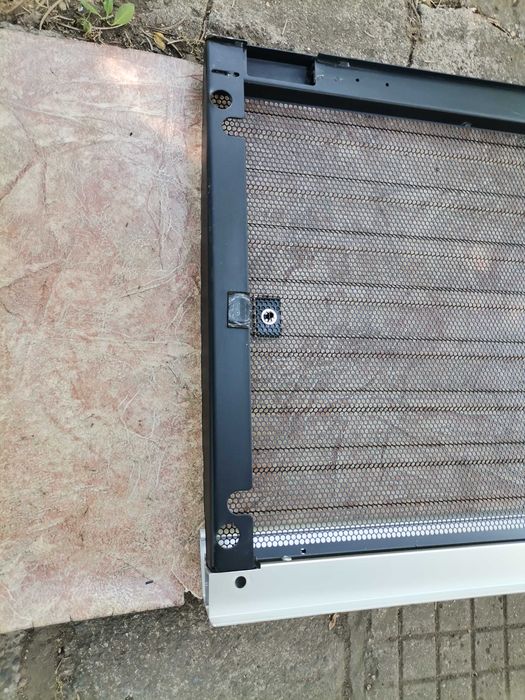 Врата за сървърен шкаф