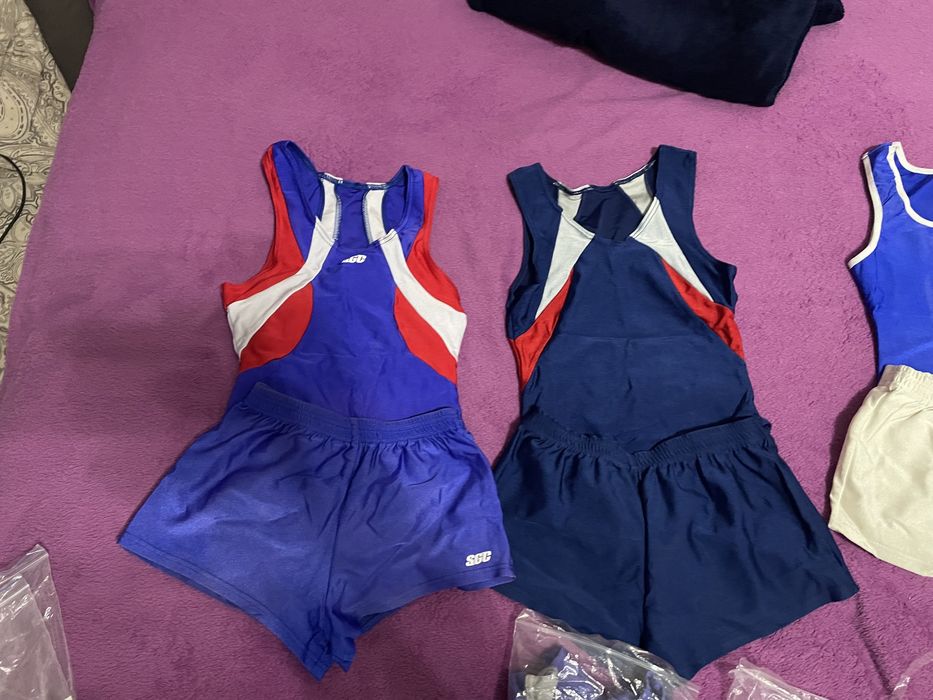 Костюм для спортивной гимнастике