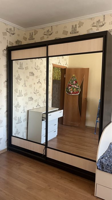 Шкаф купе в отличном состоянии