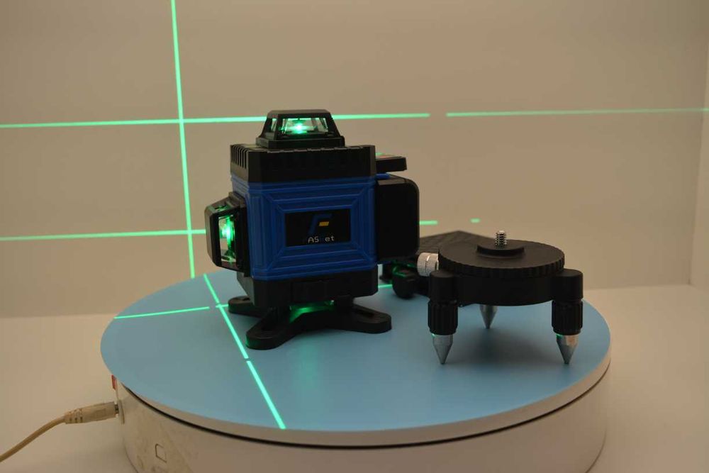 Reducere Are doua Lithium Batteries  Noutate Nivela fascicul laser Verde 16 linii fara telecomanda  New Nivelă laser kkamoon 4D 16 linii fascicul unda