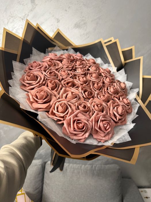 Готови букети от вечни рози 8 март