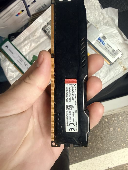 Componente RAM: Kit Server 16GB DDR2 / DDR3 Desktop / DDR4 Laptop