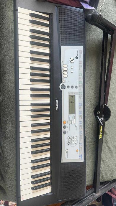 Yamaha YPT-200 pian digital orgă cu stativ