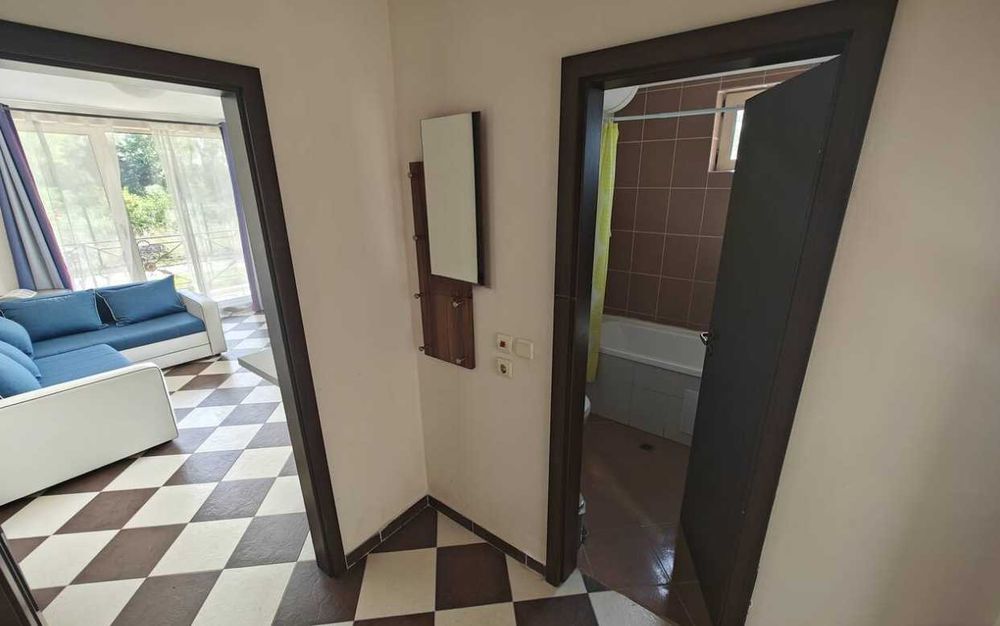 Продава се Двустаен апартамент в Созопол - 70 кв.м за 1429 €/кв.м - Снимка #2