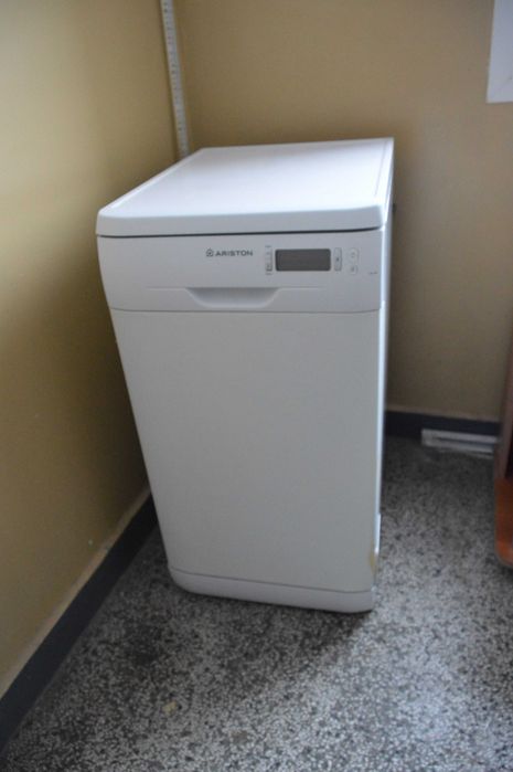 Съдомиялна Ariston малка 45см.