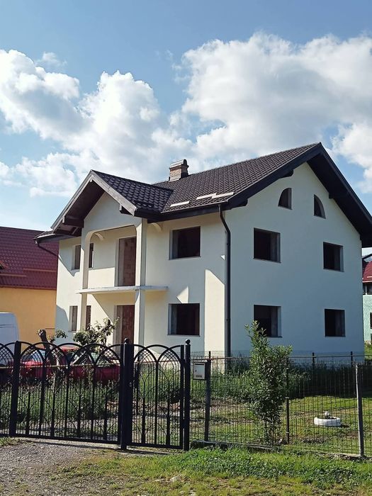 Casă de vânzare în Câmpulung