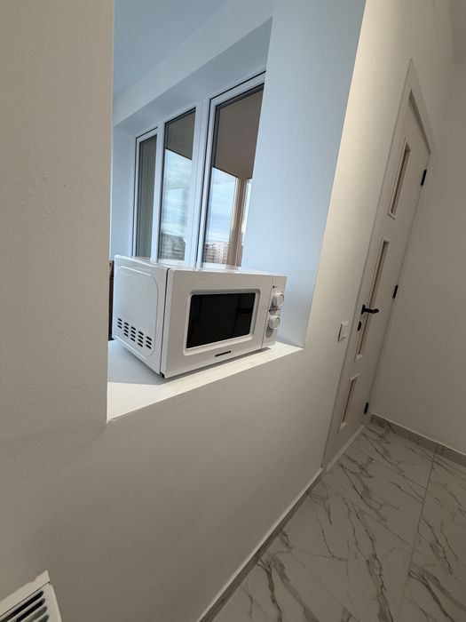 Inchiriez garsoniera - prima inchiriere - proprietar