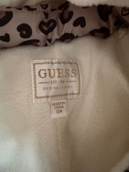 Космонавт  Guess с модерен принт